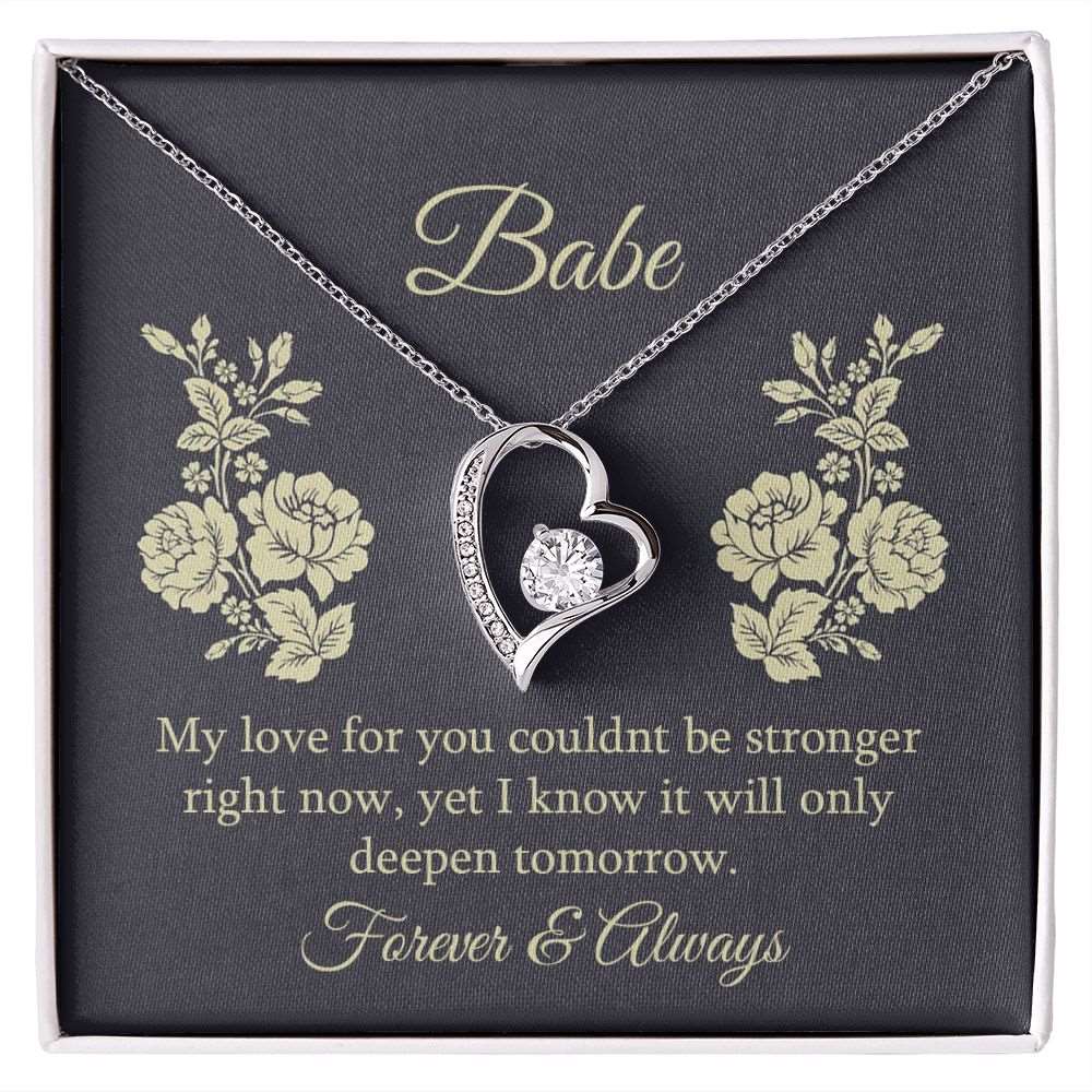 Babe I Love You - Forever Love Necklace - Shiny Gear Collection